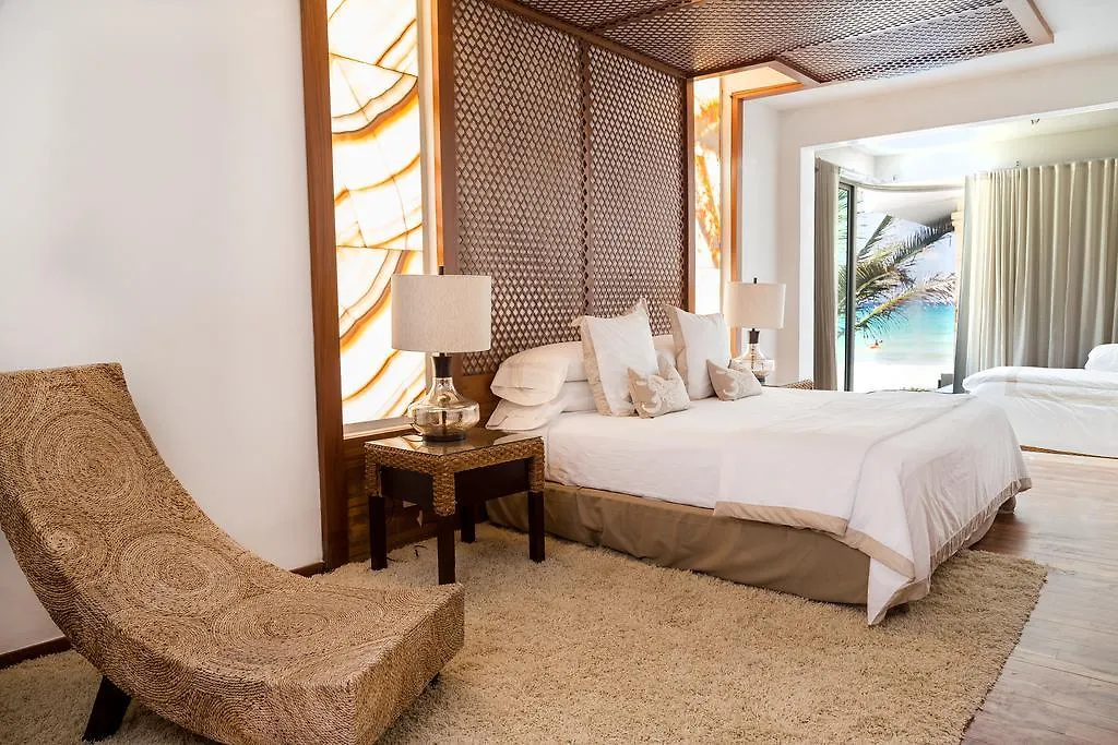 Hotel Beach Front House Casa Marmol Playa del Carmen