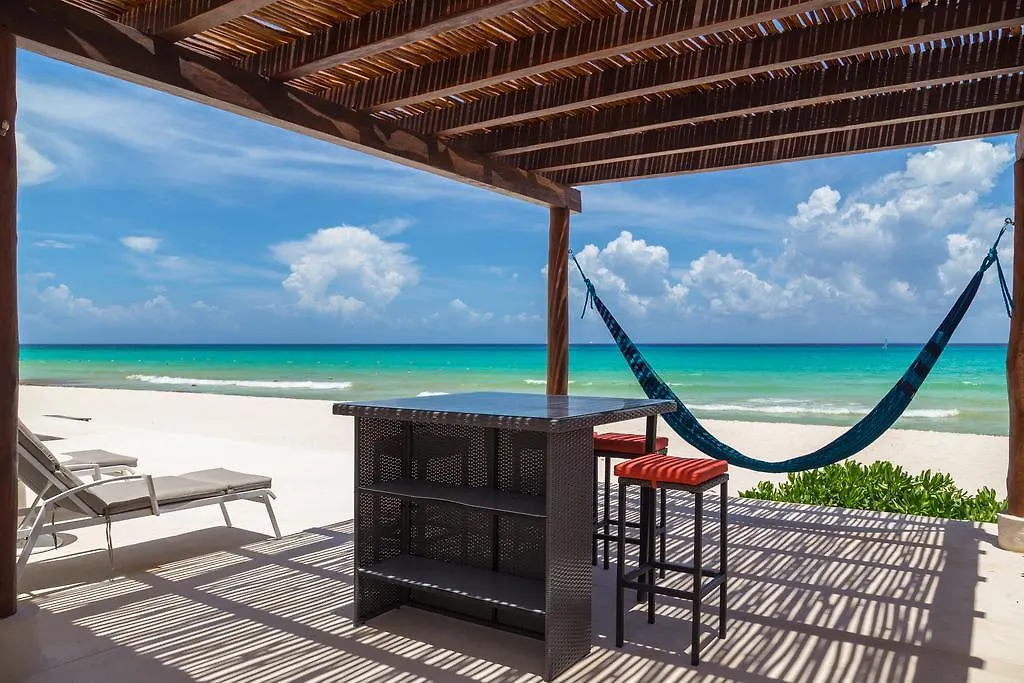 Prázdninový dům Hotel Beach Front House Casa Marmol Playa del Carmen